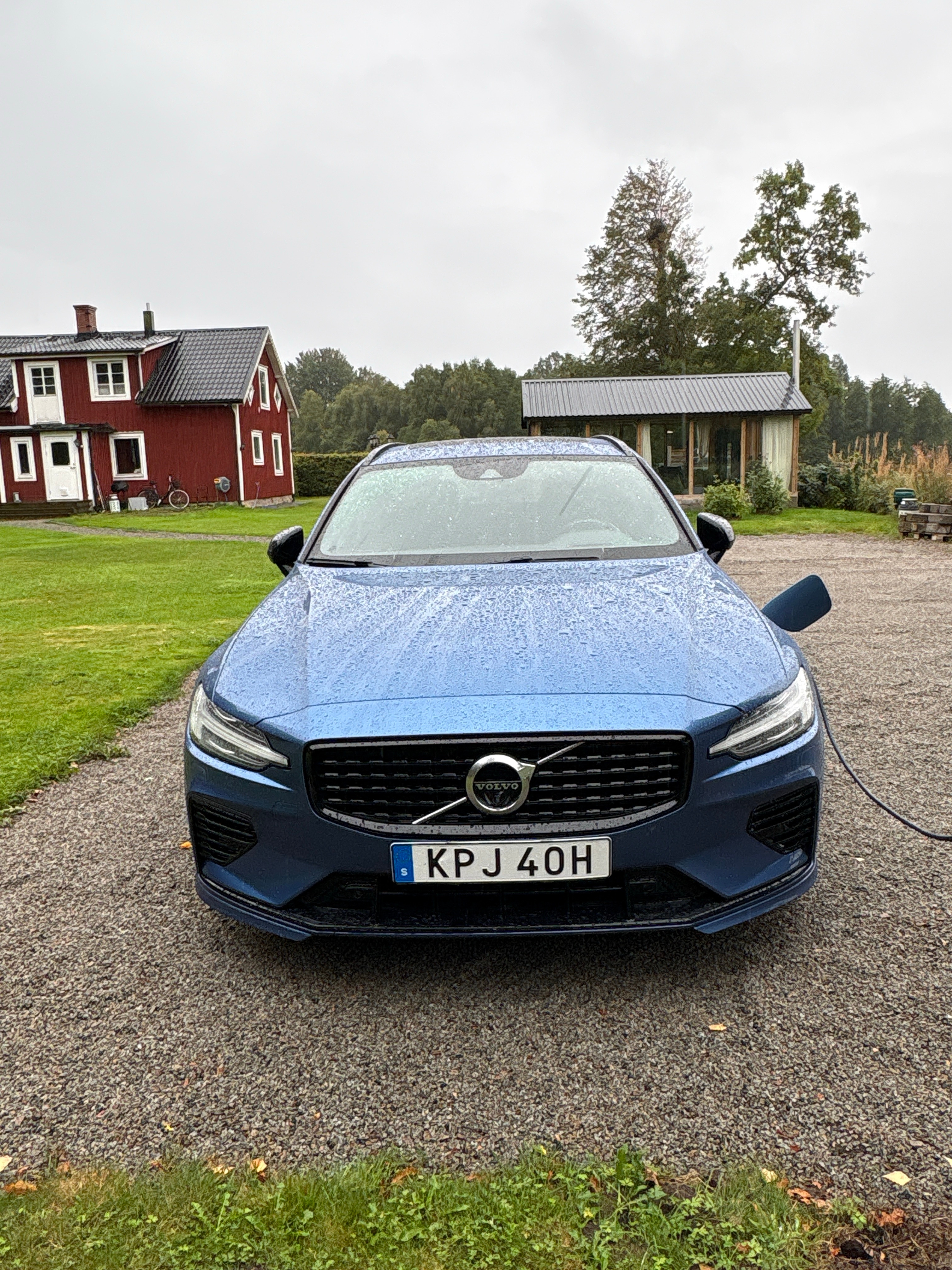 Volvo V60 2021, photo 2/10