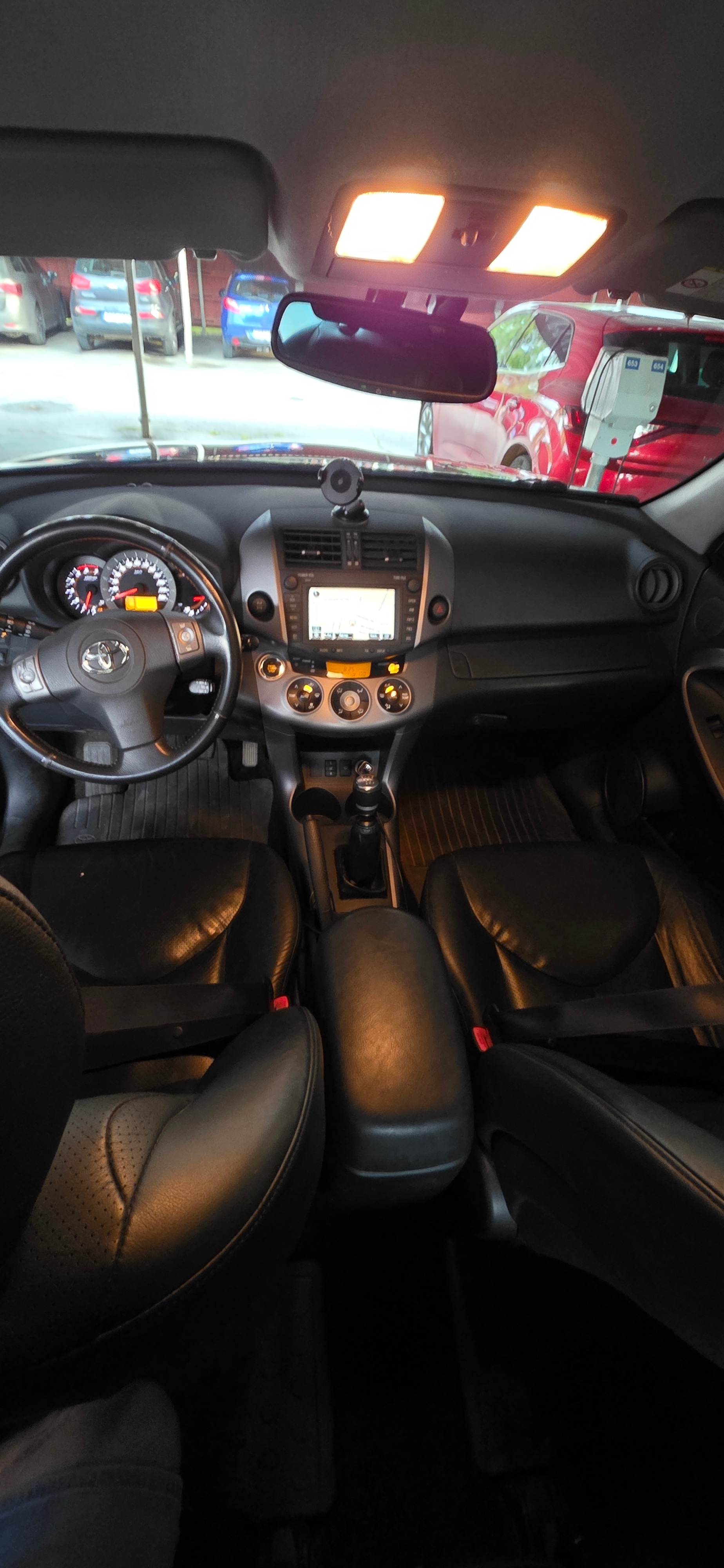 Toyota RAV4 2.2 D-CAT 4x4 Manuell 2006, bild 6/9