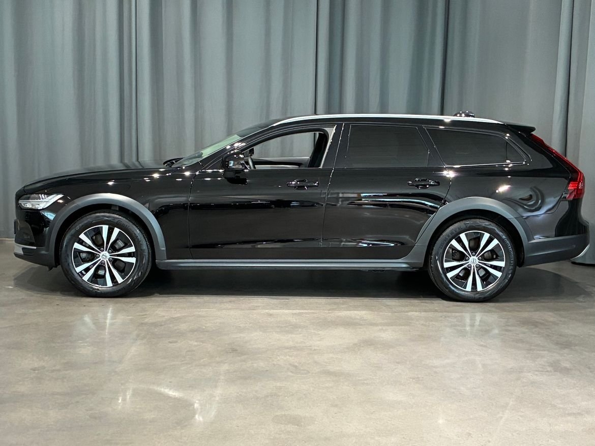 Volvo V90 Cross Country 2023, kuva 5/10
