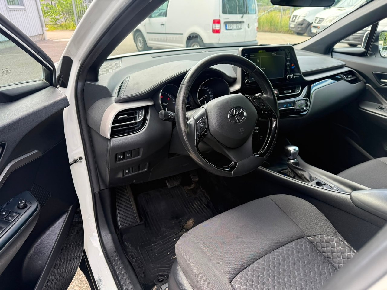 Toyota C-HR HYBRID CVT ACTIVE EU6 AUT 2022, bild 7/10