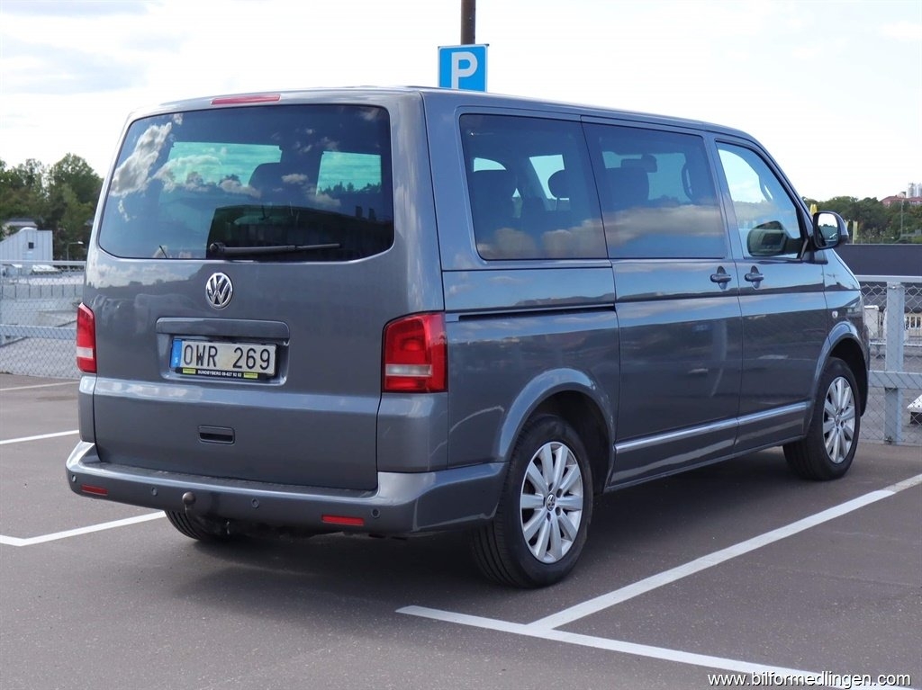 Volkswagen Multivan 2012, photo 4/10