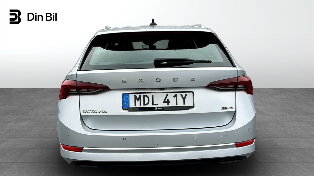 Skoda Octavia 2022, bild 5/10