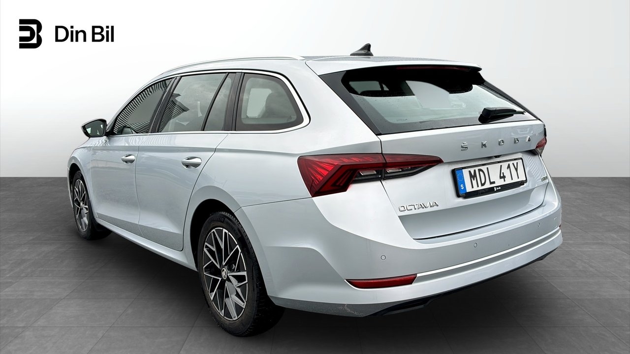 Skoda Octavia 2022, bild 3/10