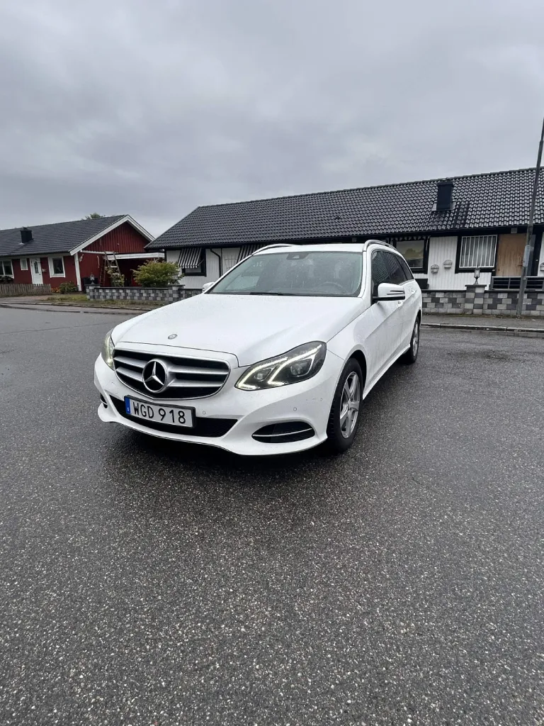 Mercedes-Benz E