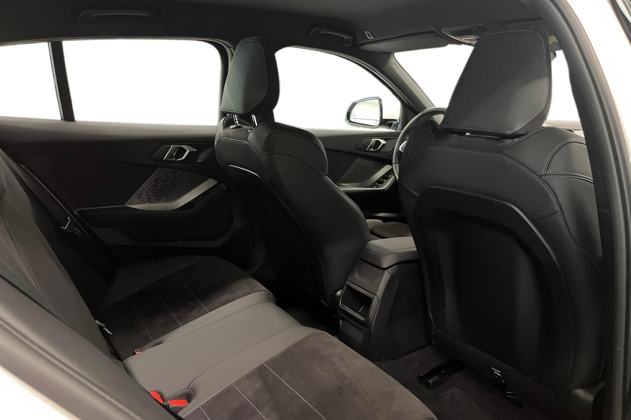 BMW 120 Aut M-Sport 2026, bild 7/10