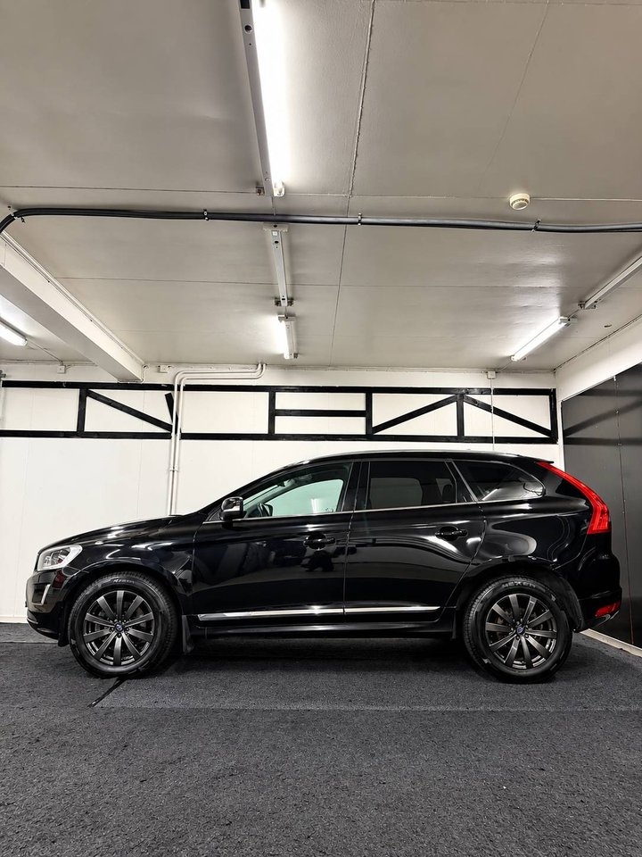 Volvo XC60 2015, bild 2/10