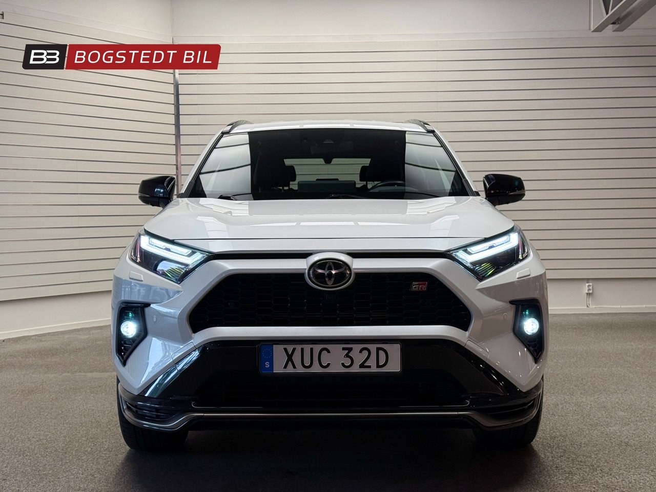 Toyota RAV4 Plug-In 2024, bild 2/10