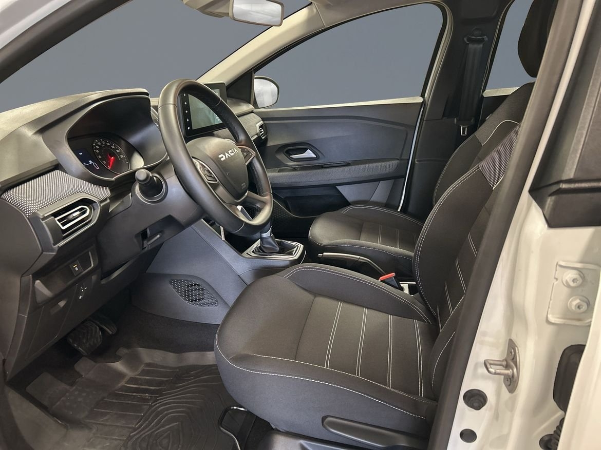 Dacia Sandero TCe 90 expression A 2025, bild 6/13