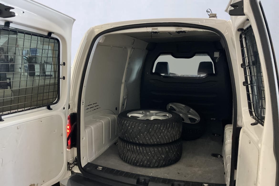 Volkswagen Caddy Maxi 2020, bild 6/10