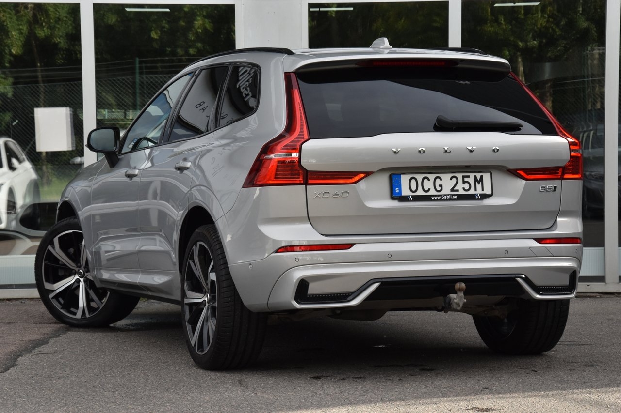 Volvo XC60 2022, photo 5/10