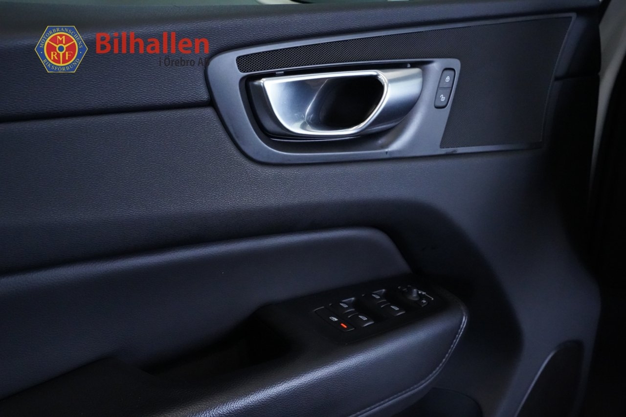 Volvo XC60 B4 AWD Momentum Adv 2022, bild 5/10