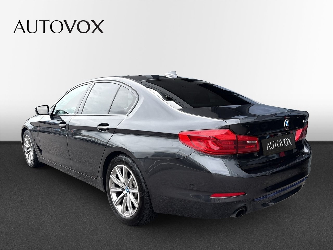BMW 530 2017, bild 3/10