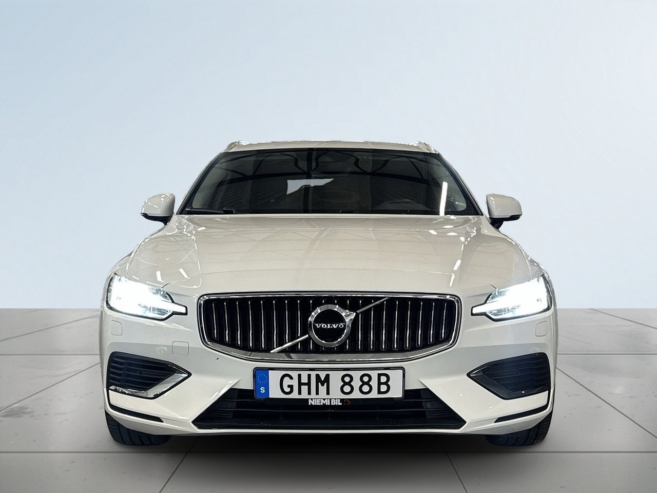 Volvo V60 2022, bild 2/10