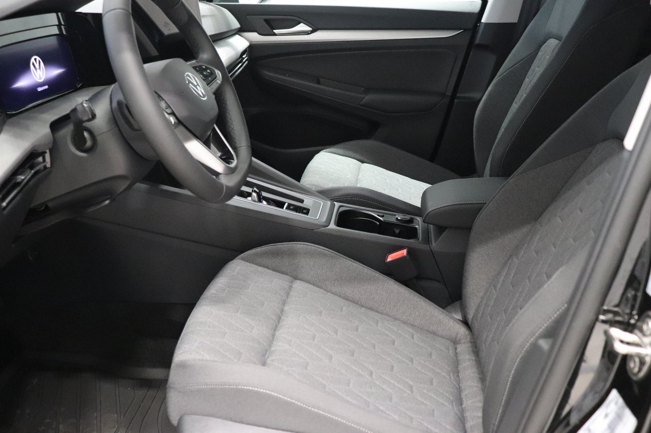 Volkswagen Golf 2026, bild 7/10