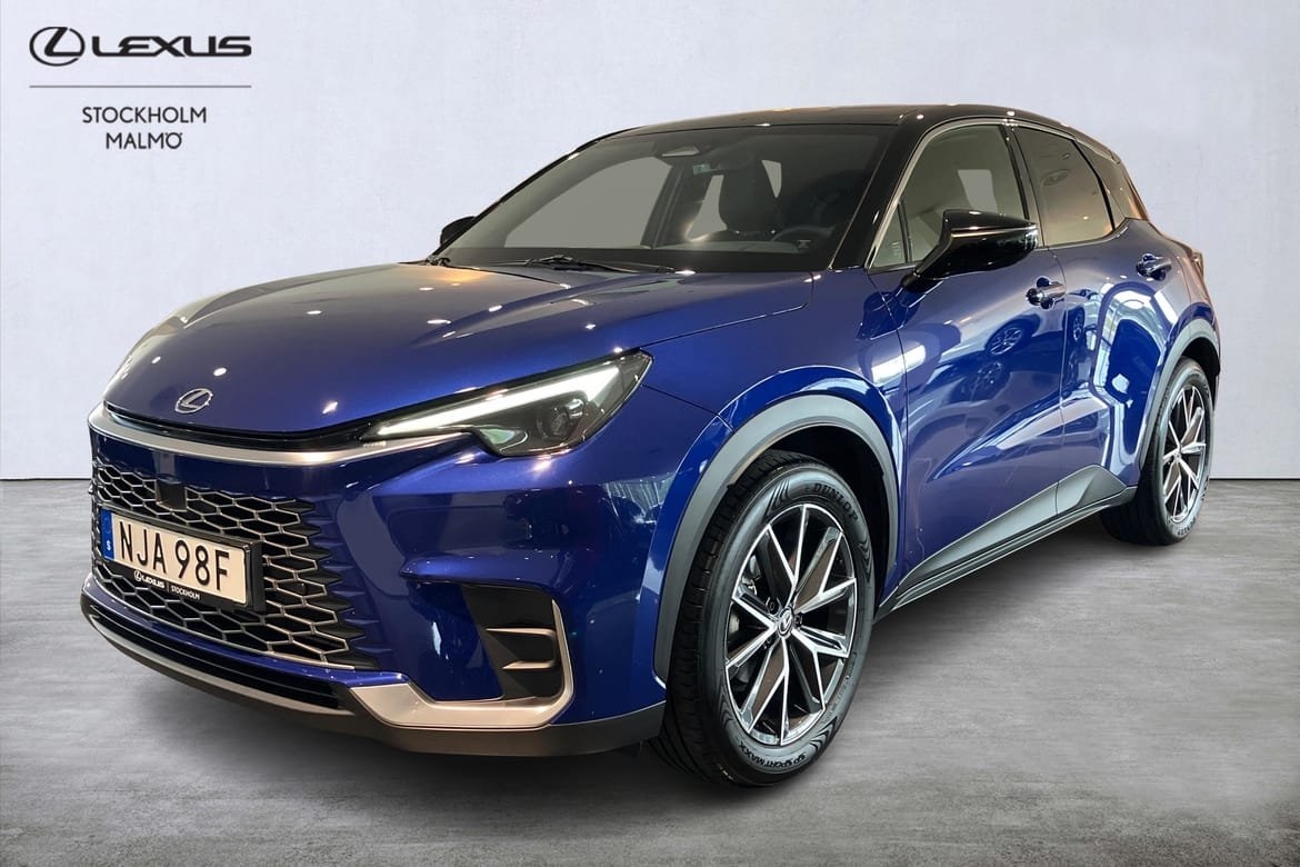 Lexus LBX