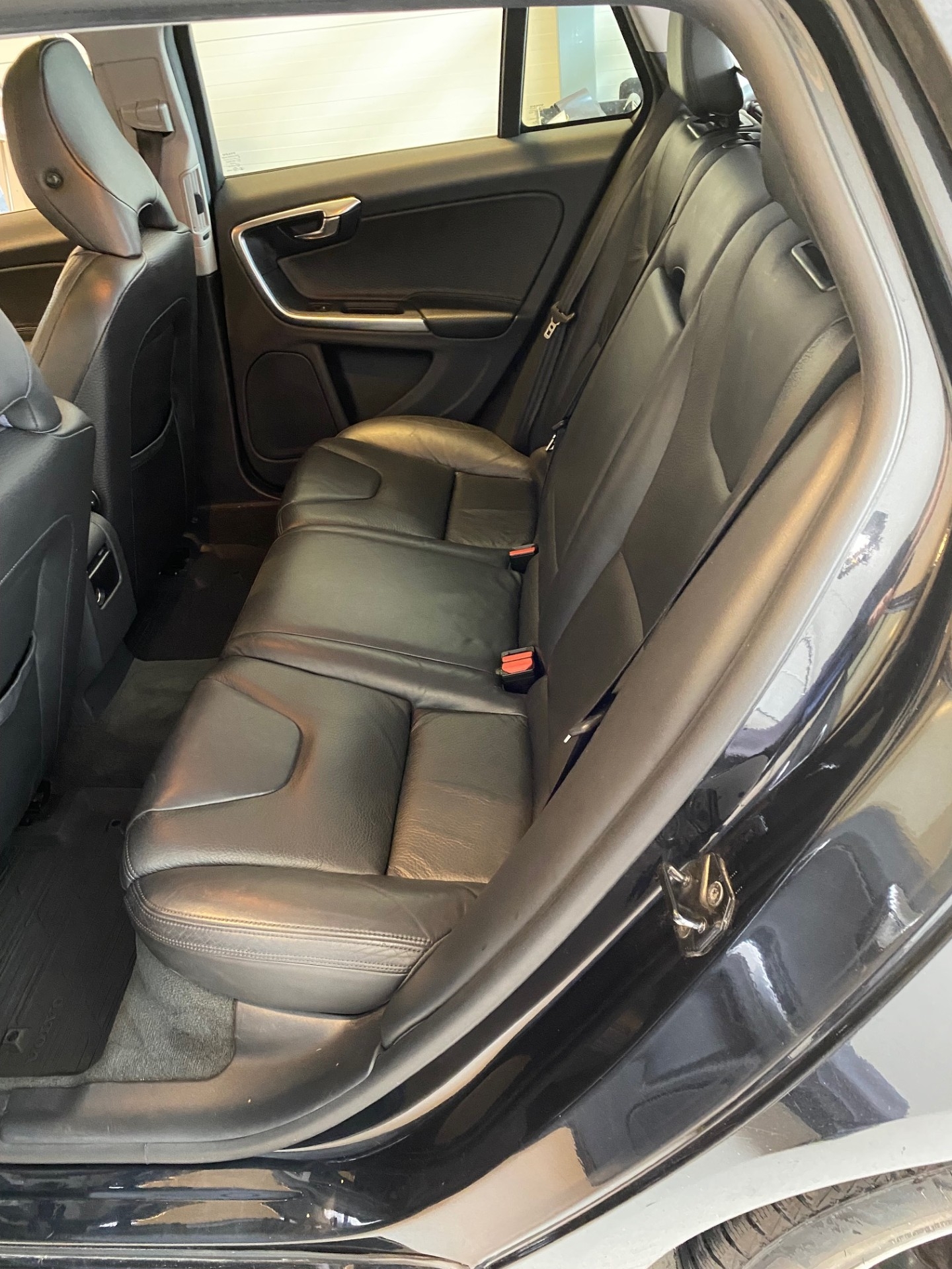 Volvo V60 D5 AWD Geartronic 2012, bild 5/7