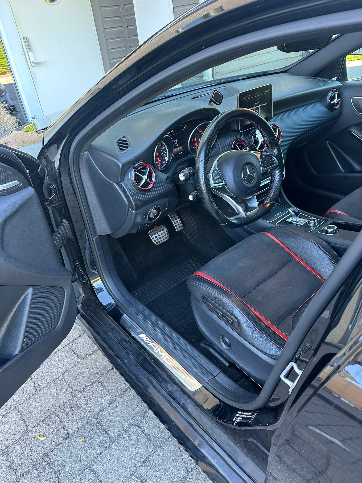 Mercedes-Benz A 45 AMG 4MATIC 2018, bild 7/8