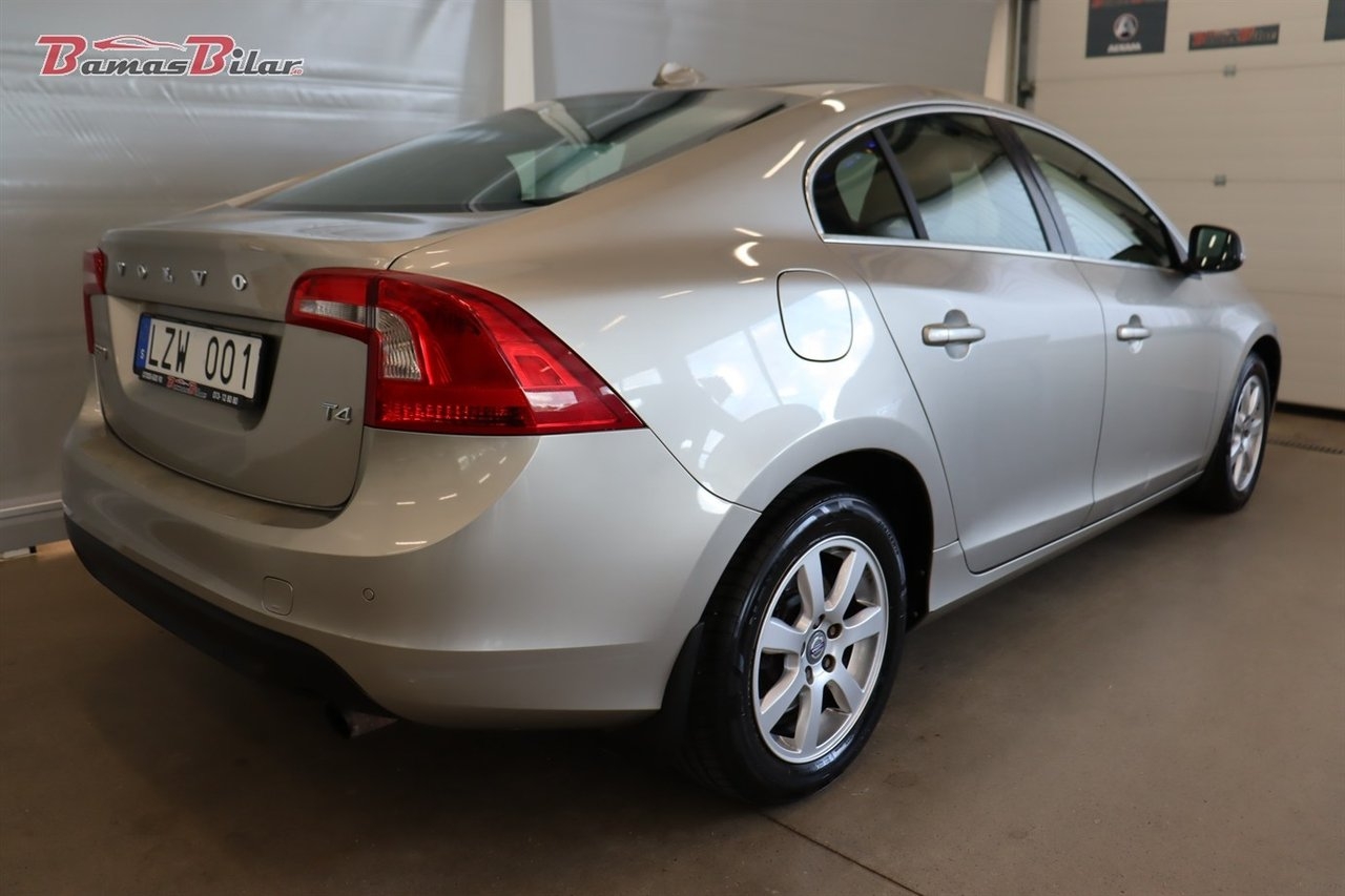 Volvo S60 T4 Manuell, 180hk Momentum 2012, photo 5/10
