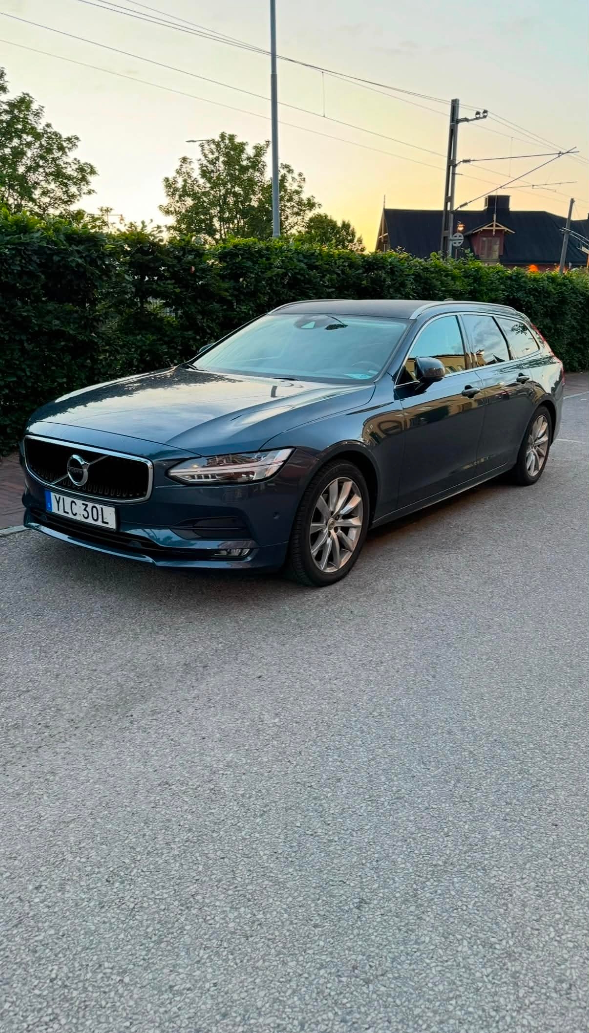 Volvo V90