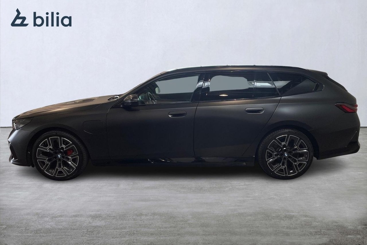BMW 550 e Touring 2026, kuva 3/10