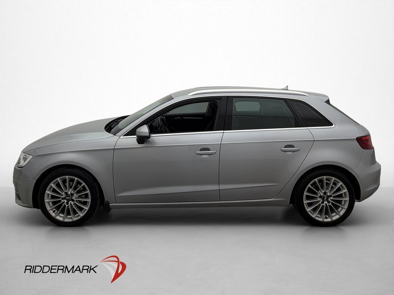 Audi A3 2015, photo 4/26
