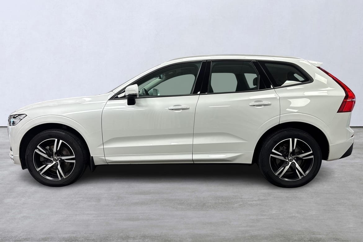 Volvo XC60 D4 Momentum Edition 2019, bild 2/10
