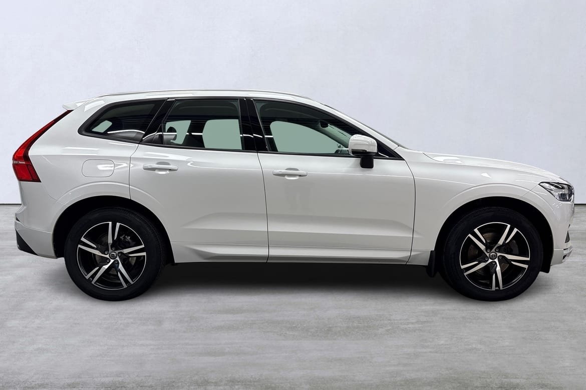 Volvo XC60 D4 Momentum Edition 2019, bild 3/10