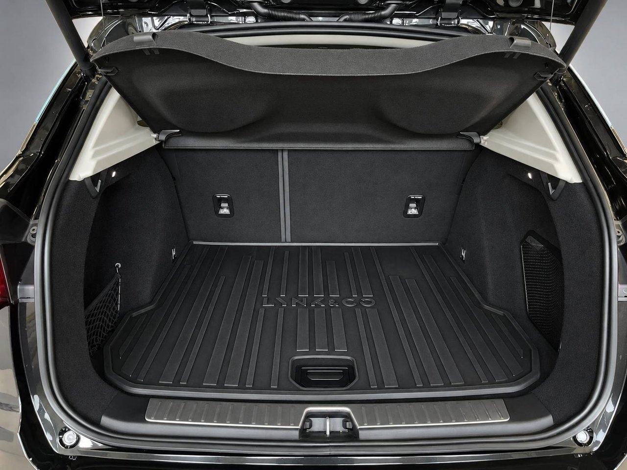 Lynk & Co 01 PHEV PANO 360°KAM 2022, bild 7/10