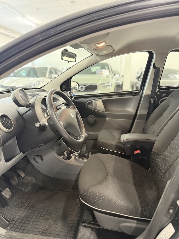 Peugeot 107 5-dörrar 1.0 2012, bild 5/9