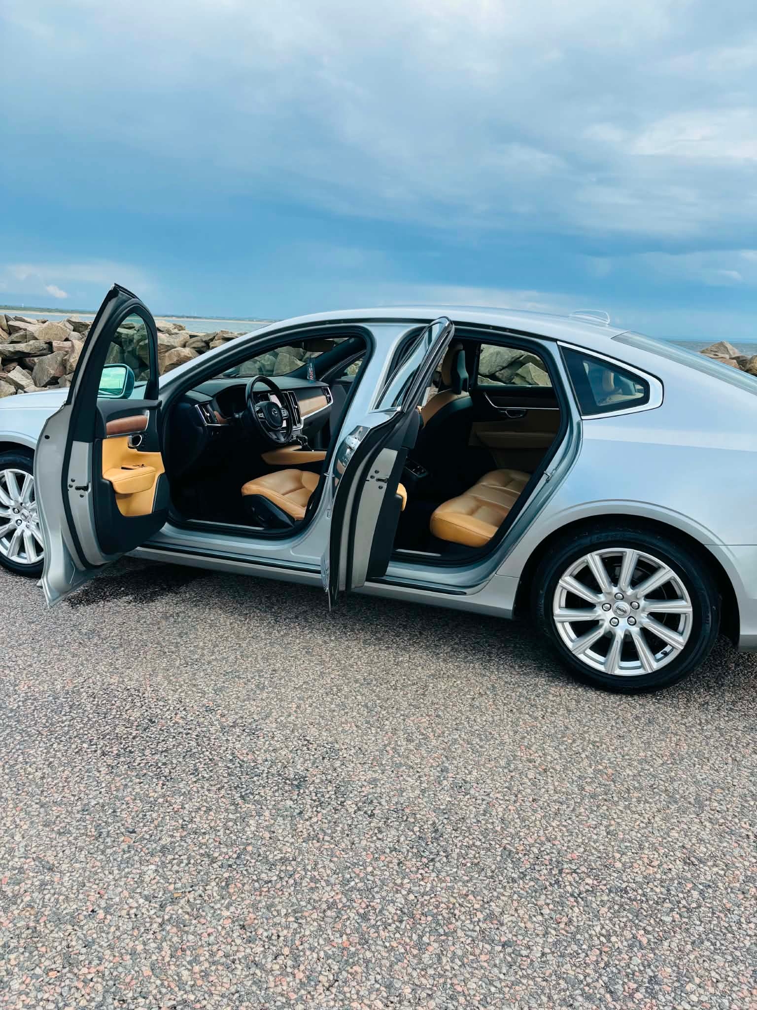 Volvo S90 2017, bild 6/10