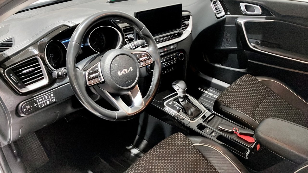 Kia Ceed SW Plug-in 141hk DCT / Advanced 2023, photo 7/10