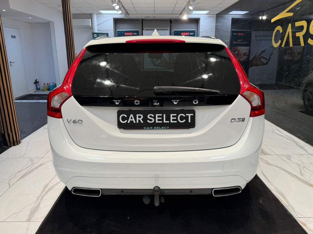 Volvo V60 2018, photo 4/10
