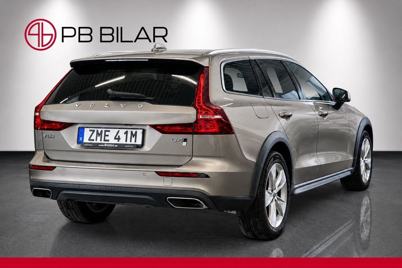 Volvo V60 Cross Country 2019, kuva 7/25