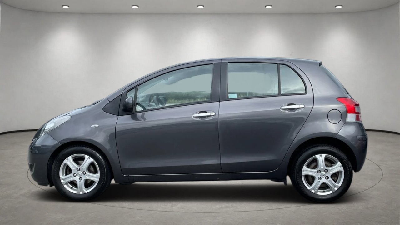 Toyota Yaris 2010, bild 4/10