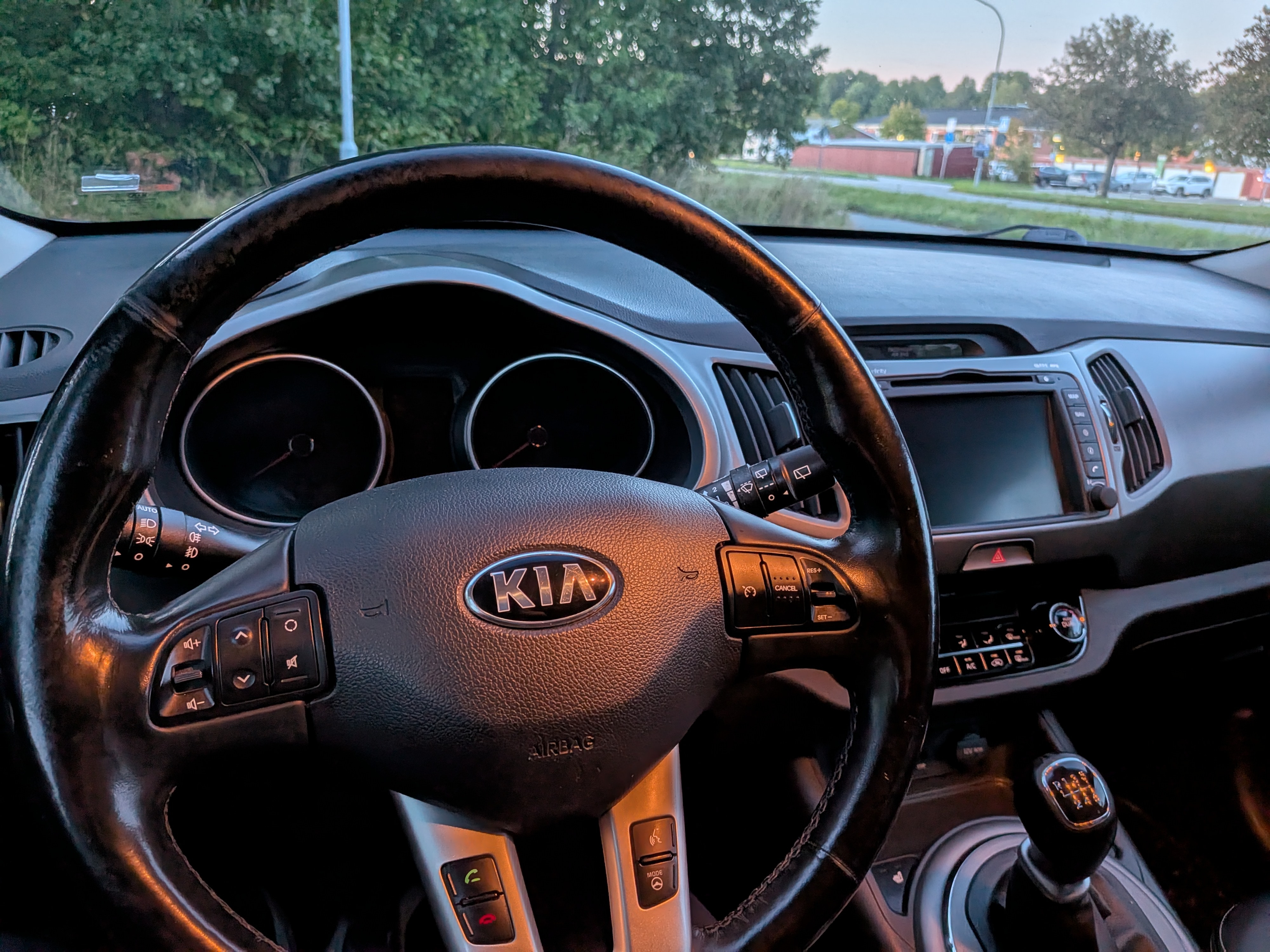 Kia Sportage 1.7 CRDi Manuell 2014, bild 5/9