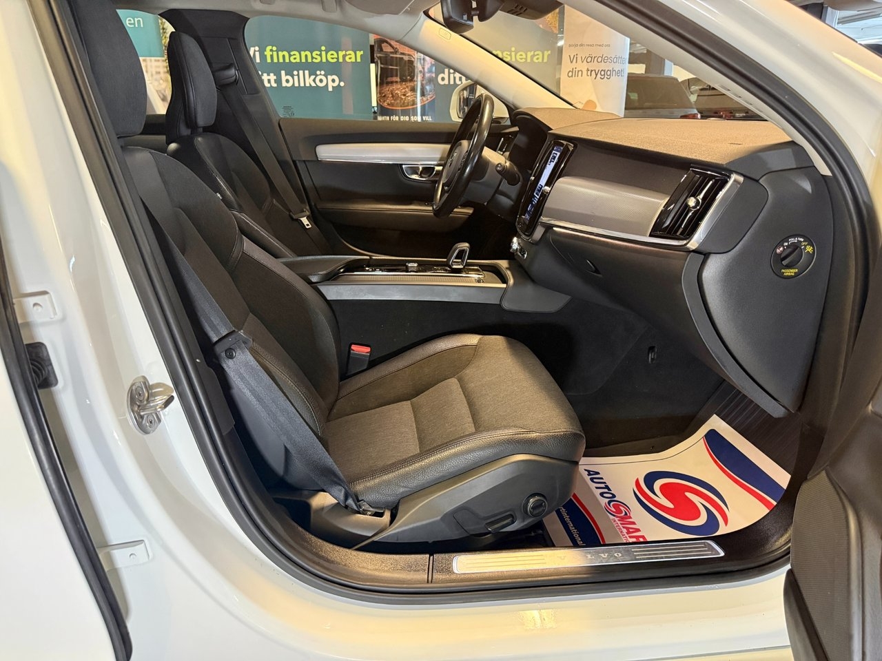 Volvo V90 B4 (197hk) AWD Momentum 2022, bild 5/10