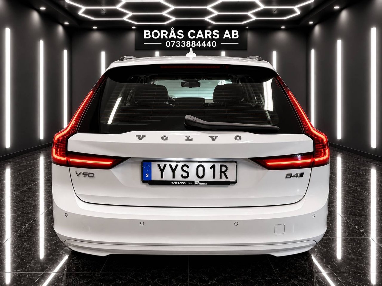 Volvo V90 B4 (197hk) AWD Momentum 2022, bild 4/10