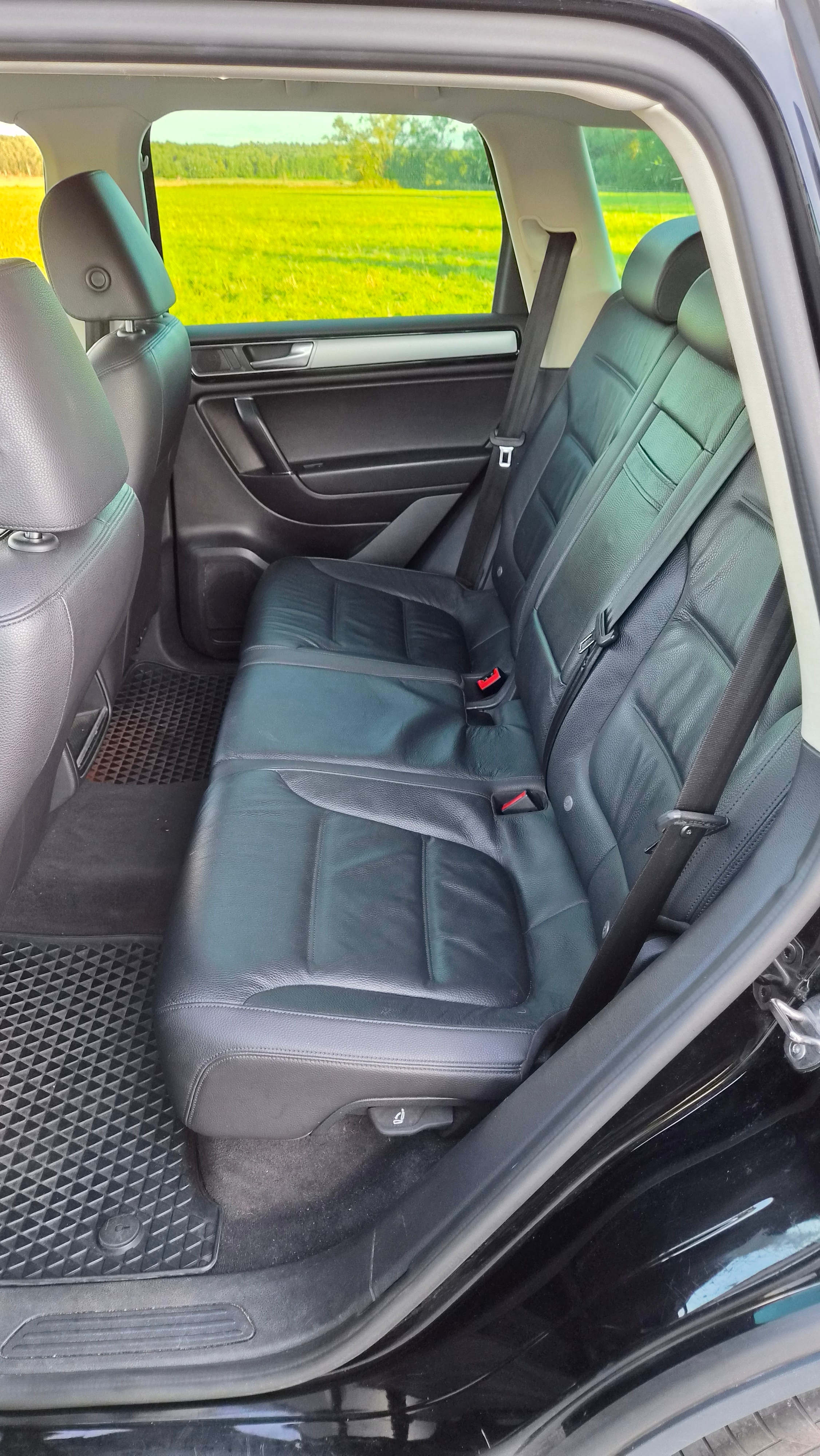 Volkswagen Touareg 2017, photo 7/10