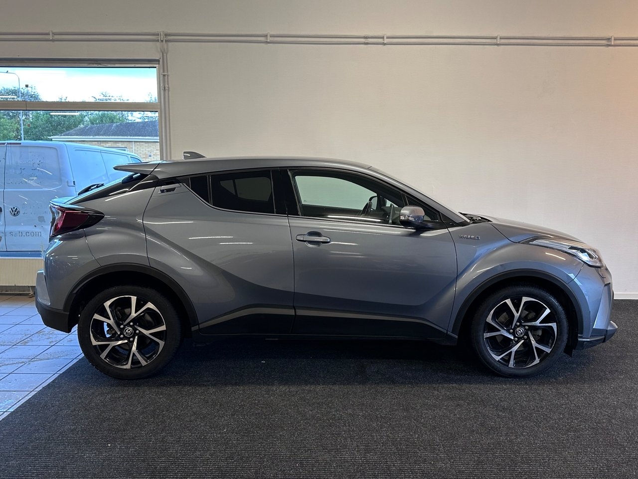 Toyota C-HR 2020, bild 6/10