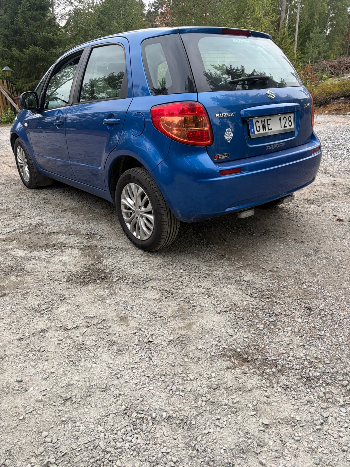 Suzuki SX4 1.6 DOHC 16V VVT Manuell 2010, bild 2/9