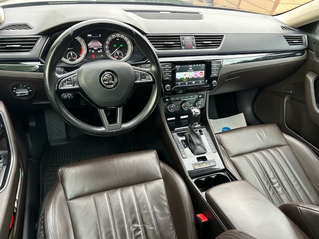 Skoda Superb 2016, kuva 5/10