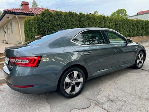 Skoda Superb 2016, kuva 4/10