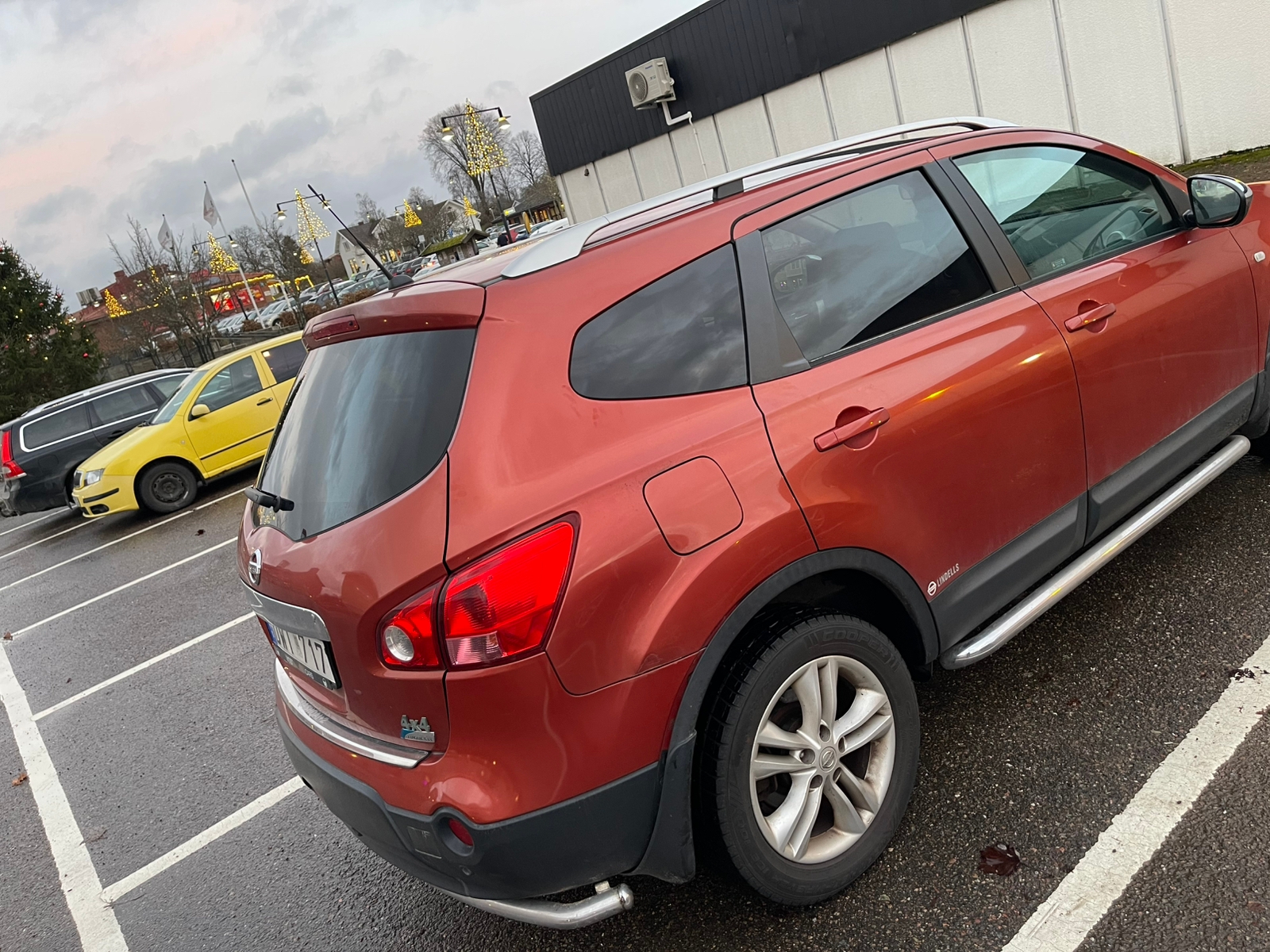 Nissan Qashqai+2 2.0 4x4 CVT 2009, bild 5/9