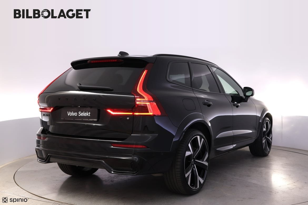 Volvo XC60 T6 Plus Black Nordic Edition 2026, bild 3/10
