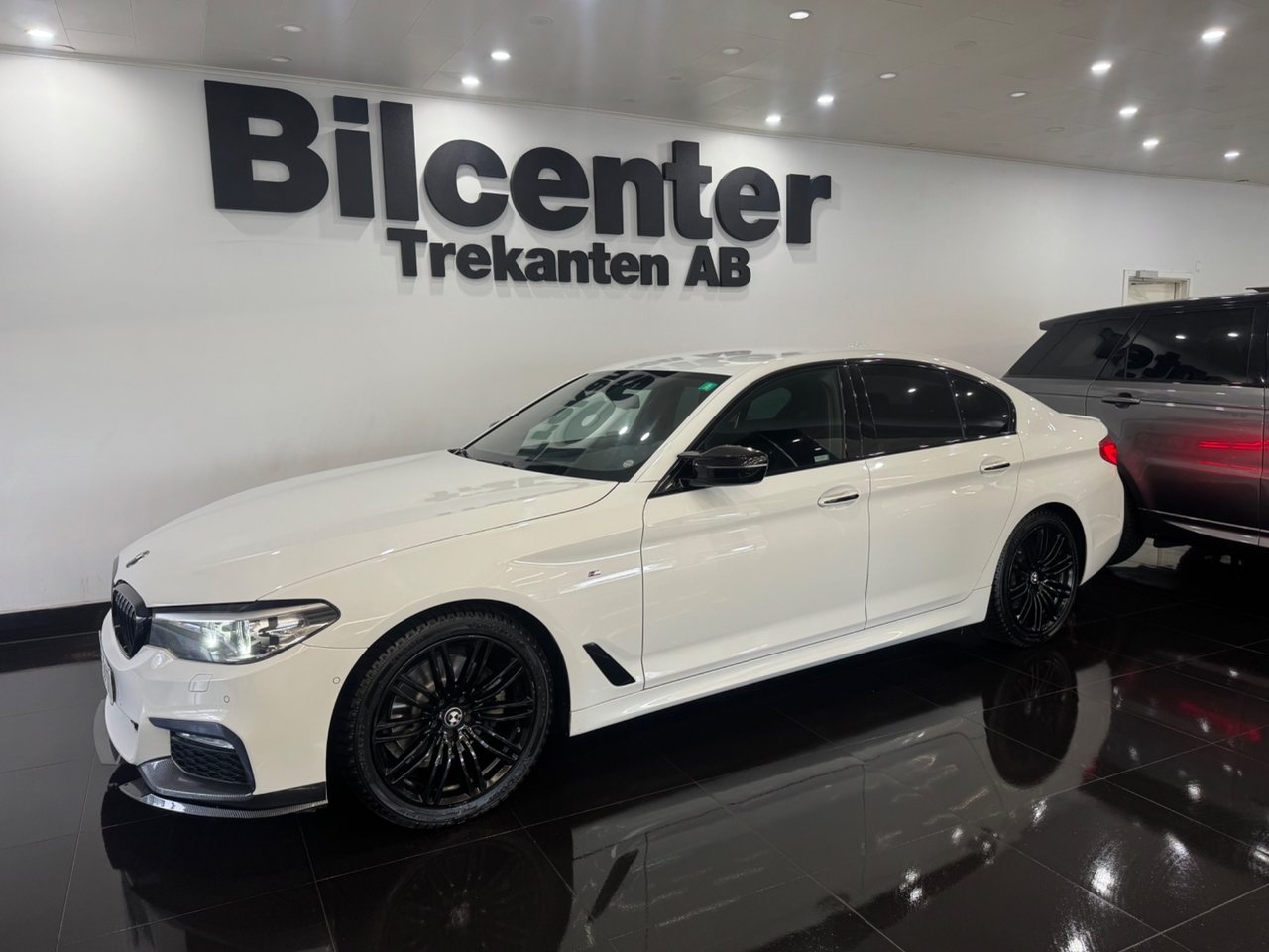 BMW 520 2018, bild 2/10