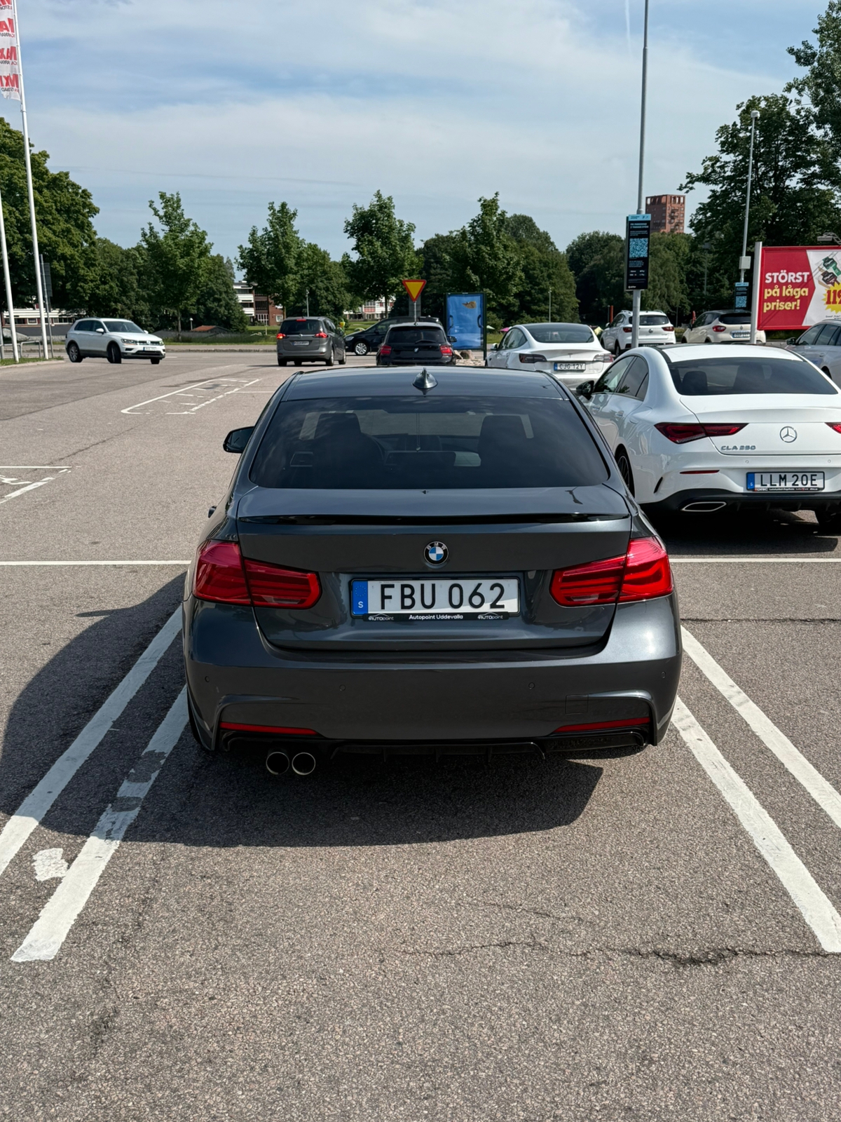 BMW 318 d Sedan Steptronic 2017, photo 2/14