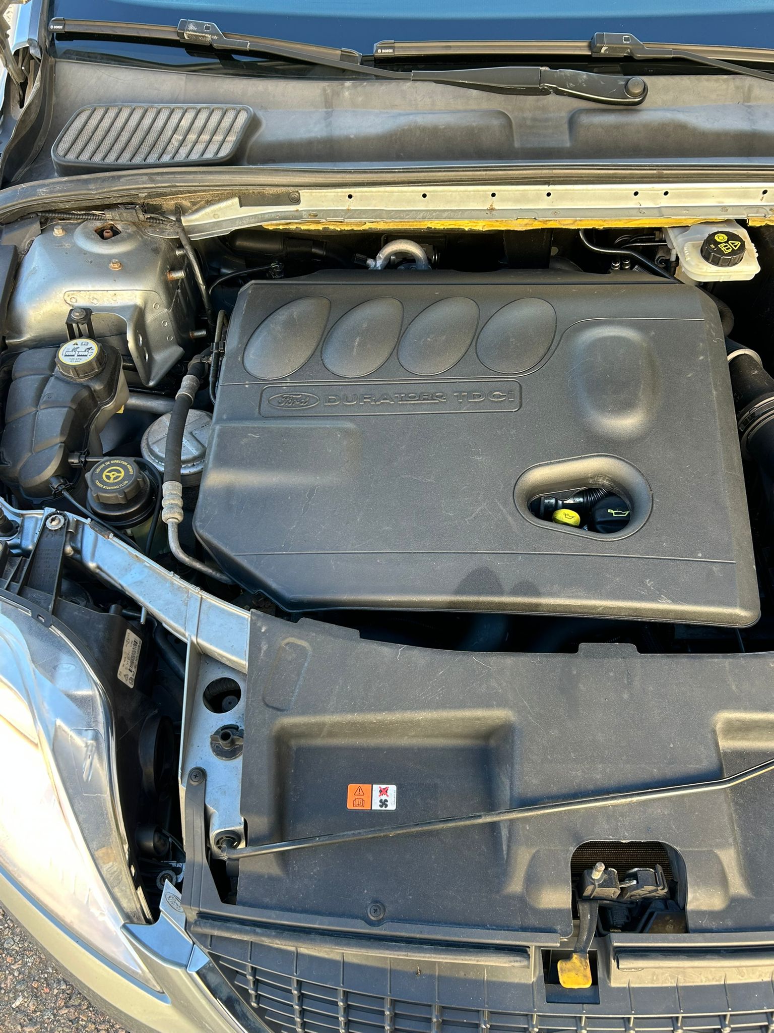 Ford Mondeo Kombi 2.0 TDCi Durashift EST 2010, bild 6/8