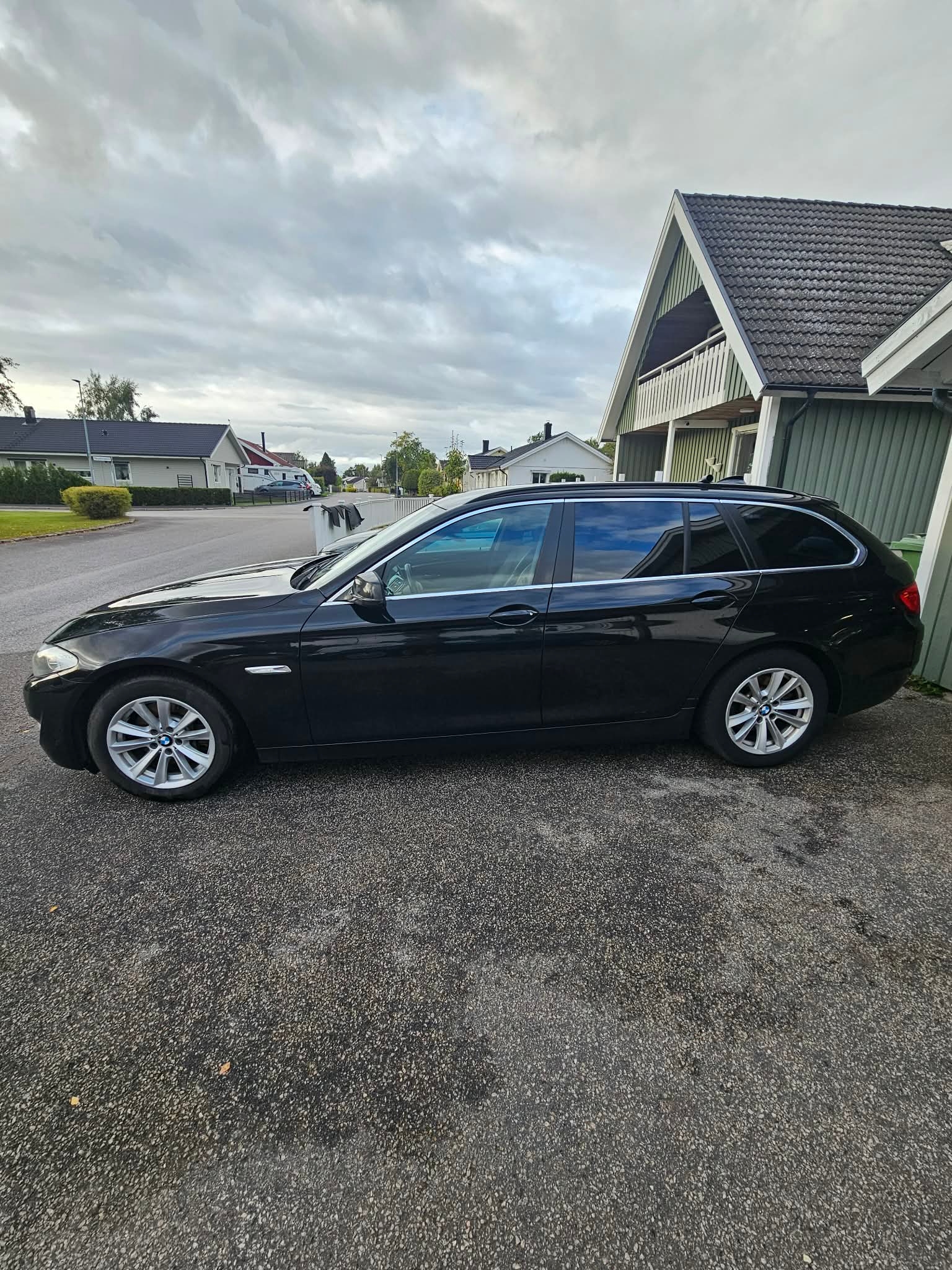 BMW 525