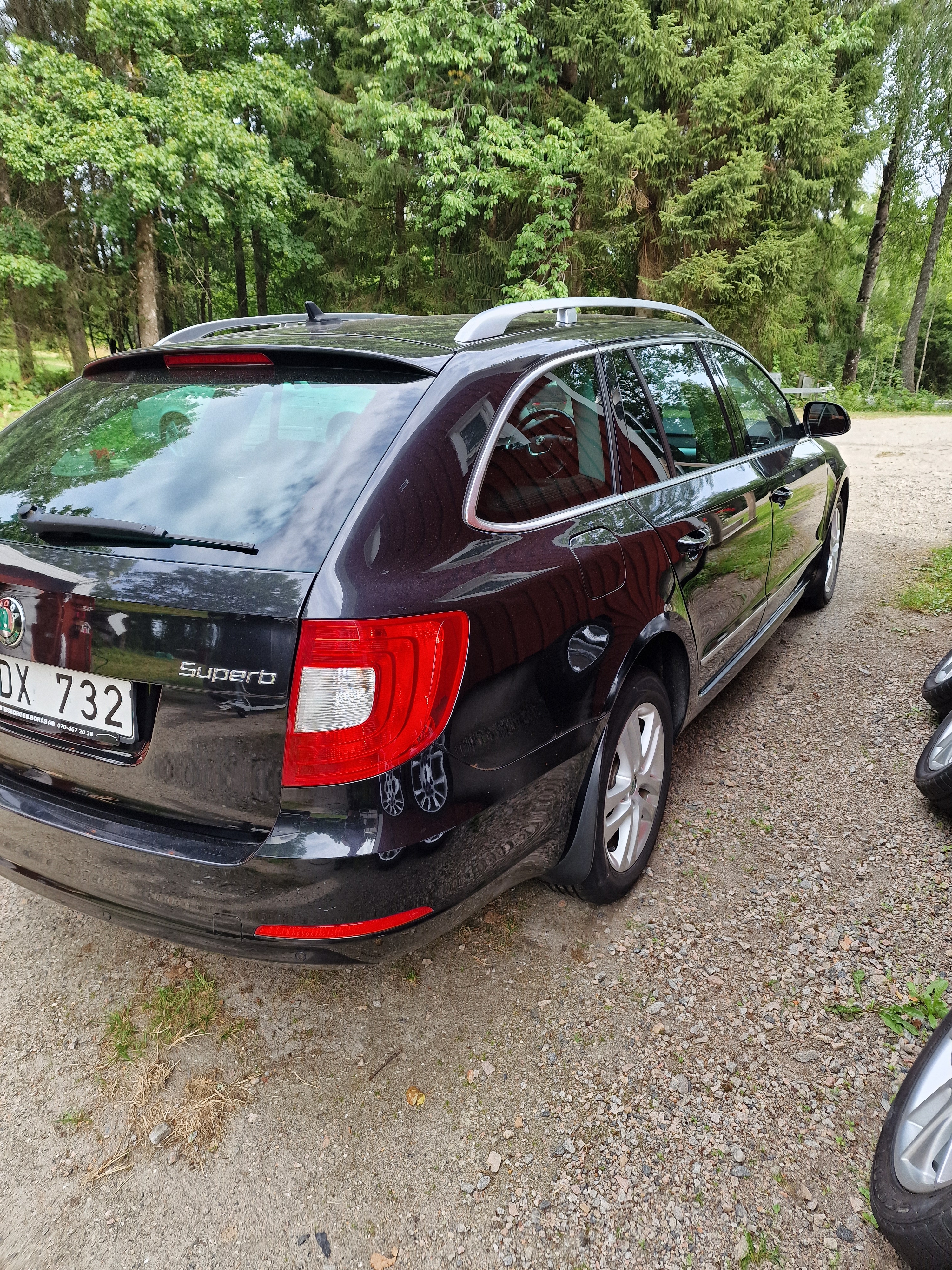 Skoda Superb Kombi 2.0 TDI 4x4 Manuell 2011, bild 3/7