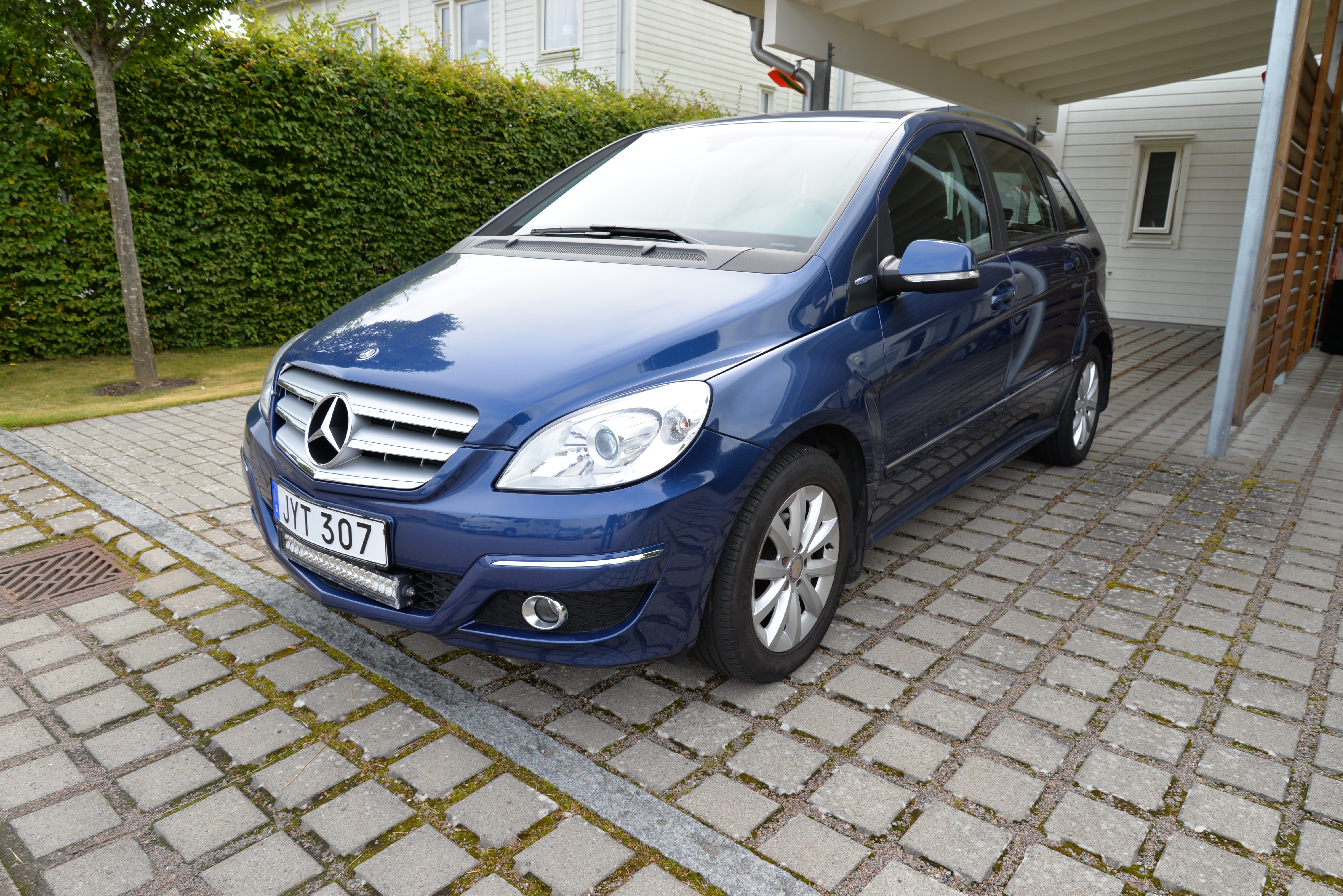 Mercedes-Benz B
